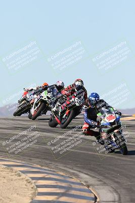 media/Dec-07-2025-CVMA (Sun) [[3e7d2de5dc]]/Race 7-Formula Lightweight Twins Shootout/